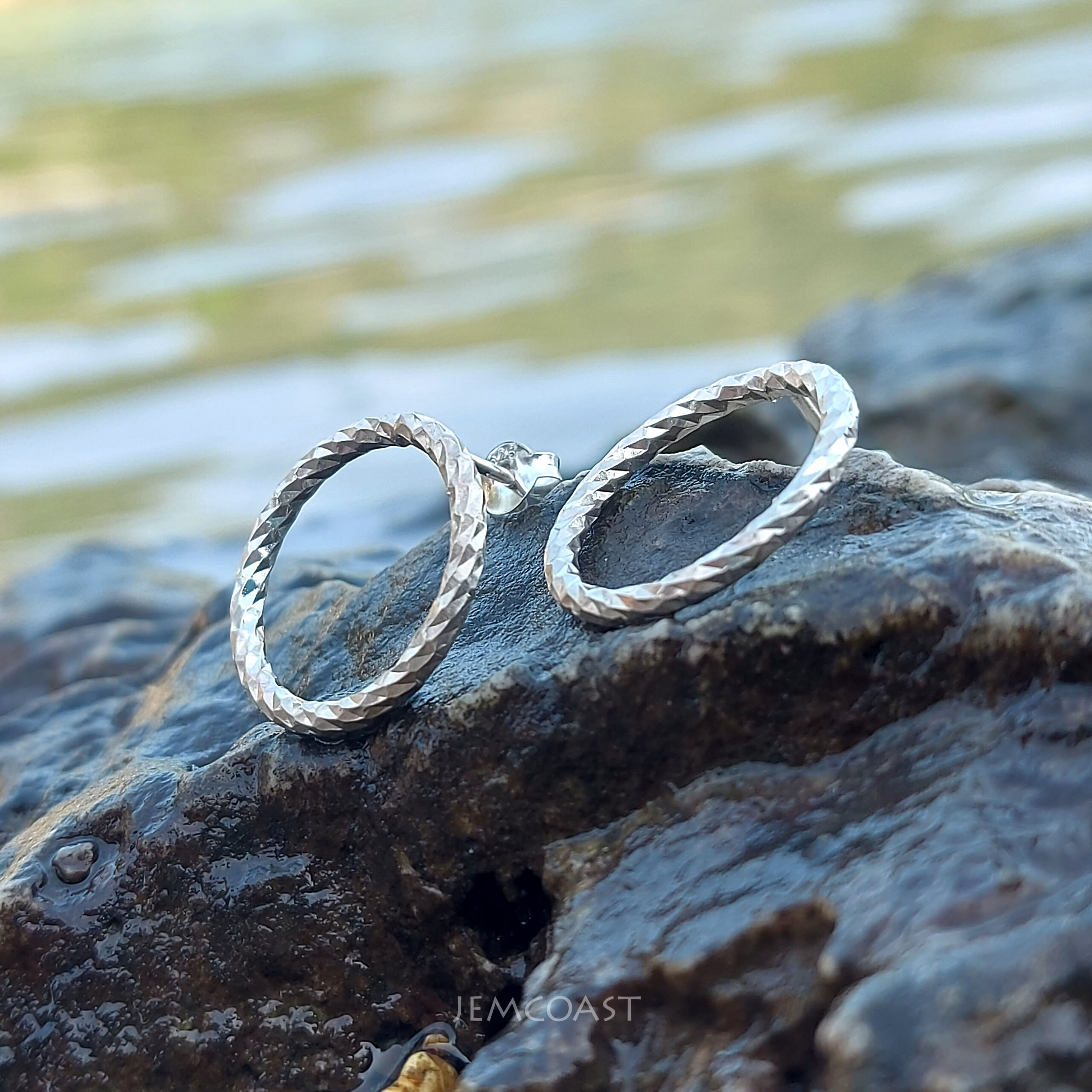 SUPER SPARKLE CIRCLE EARRINGS Ultra sparkle & delicate earrings warrantied for life! Silver Dainty Earrings for a Simple & Minimalist style! Handmade Simple and Delicate, made of solid 925 Sterling Silver! These Medium size earrings are ideal for your Everyday look!