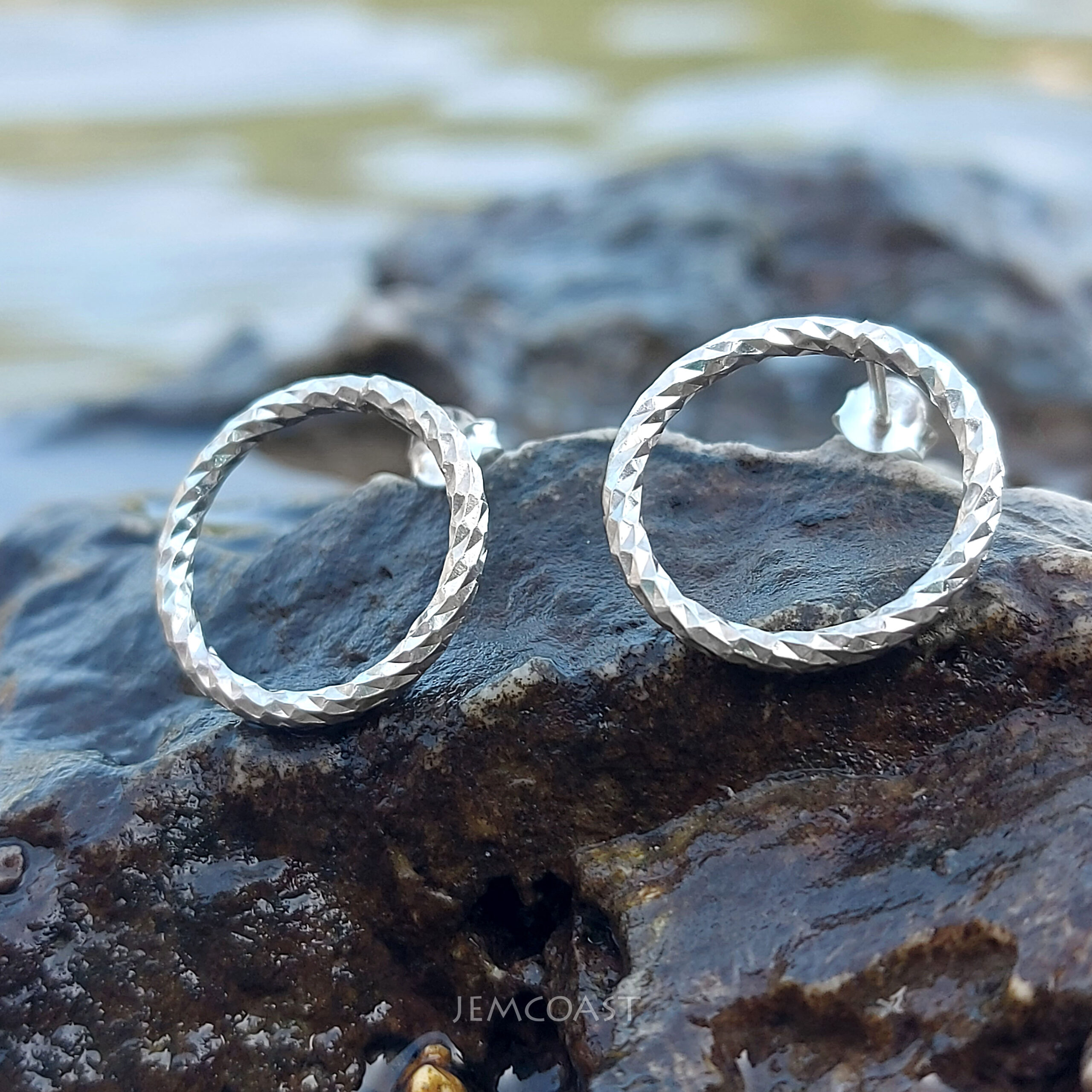 SUPER SPARKLE CIRCLE EARRINGS Ultra sparkle & delicate earrings warrantied for life! Silver Dainty Earrings for a Simple & Minimalist style! Handmade Simple and Delicate, made of solid 925 Sterling Silver! These Medium size earrings are ideal for your Everyday look!