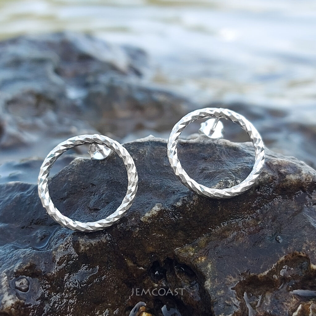 SUPER SPARKLE CIRCLE EARRINGS Ultra sparkle & delicate earrings warrantied for life! Silver Dainty Earrings for a Simple & Minimalist style! Handmade Simple and Delicate, made of solid 925 Sterling Silver! These Medium size earrings are ideal for your Everyday look!